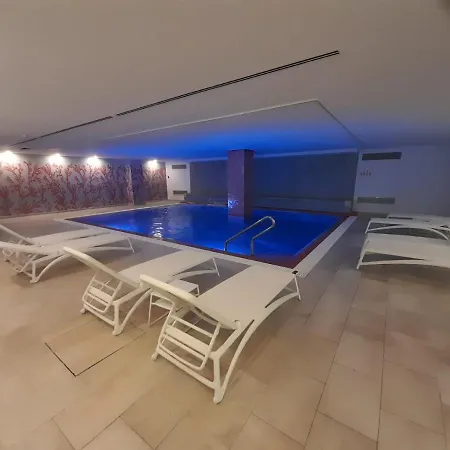 Seaview - Adults Only 16