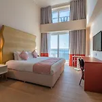 Seaview - Adults Only 16 ホテル 4*