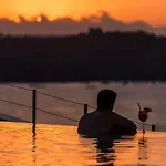 Seaview - Adults Only 16