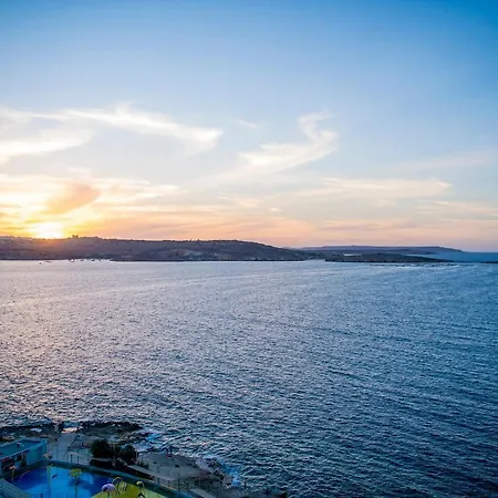 Seaview - Adults Only 16 Hotell