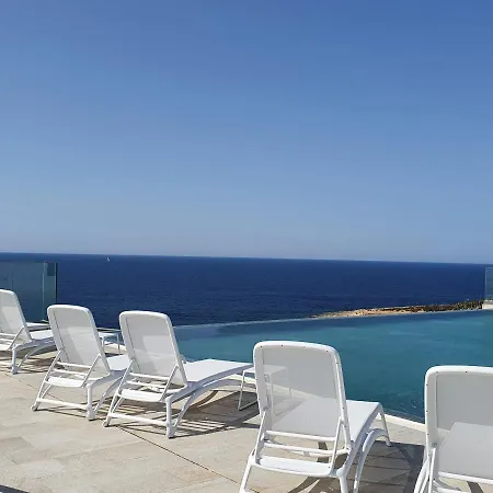 Seaview - Adults Only 16 Hotel