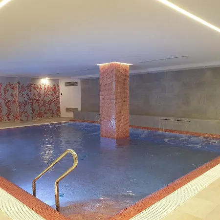 מלון Seaview - Adults Only 16