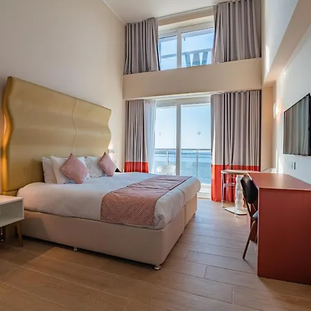 Seaview - Adults Only 16 Szálloda 4*