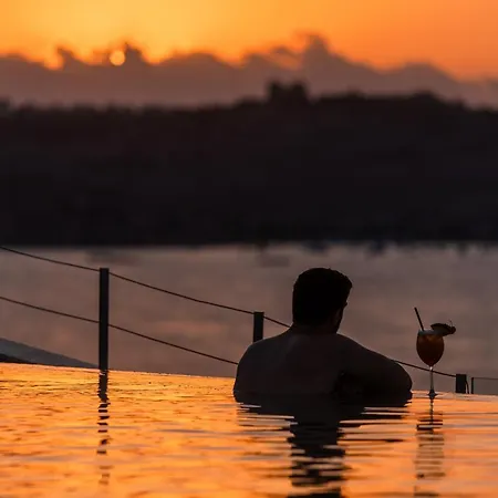 Seaview - Adults Only 16