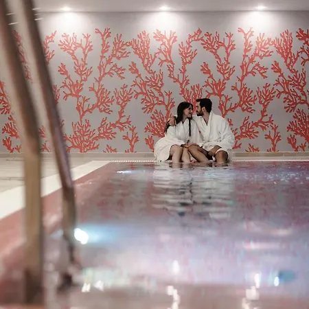 Seaview - Adults Only 16 Hotel