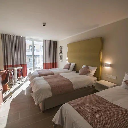 Seaview - Adults Only 16