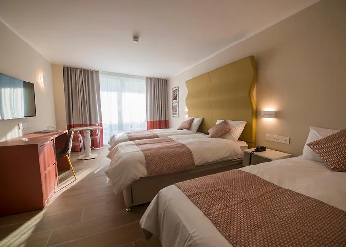 Seaview - Adults Only 16