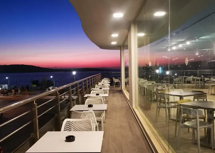 Hotel Seaview - Adults Only 16