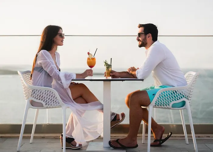 Hotel Seaview - Adults Only 16